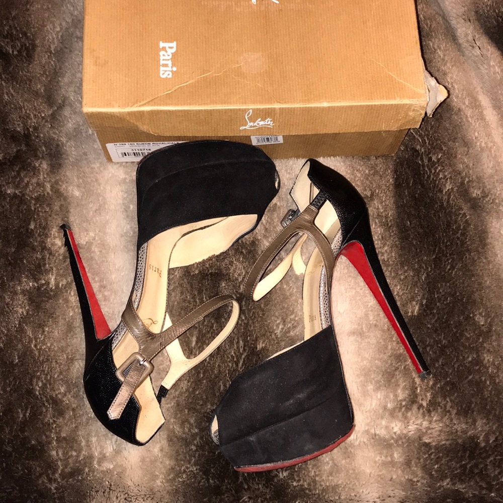 Suede and leather authentic Christian Louboutins